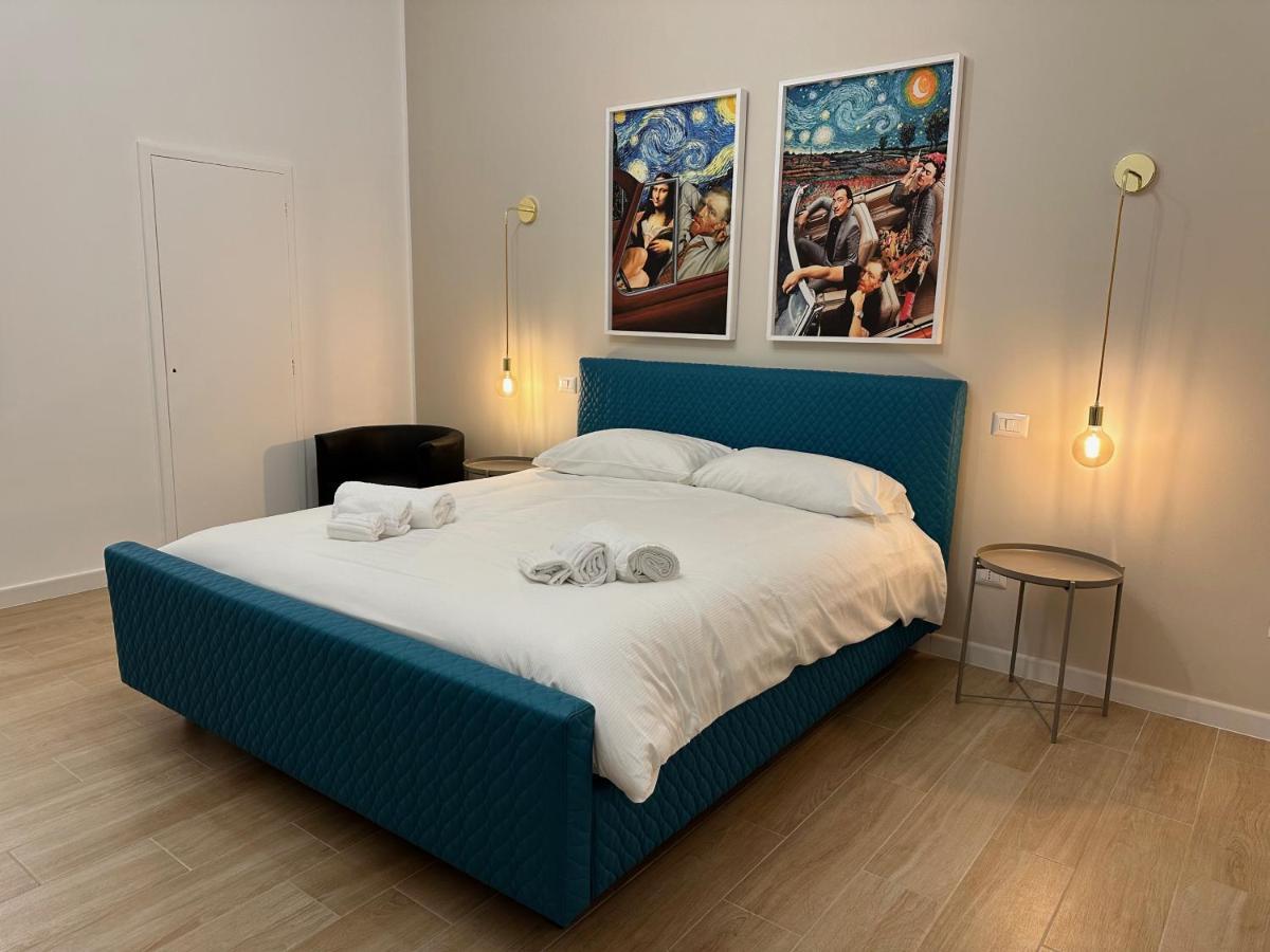 Nouvelle Vag - Apartment & Room Trani Luaran gambar