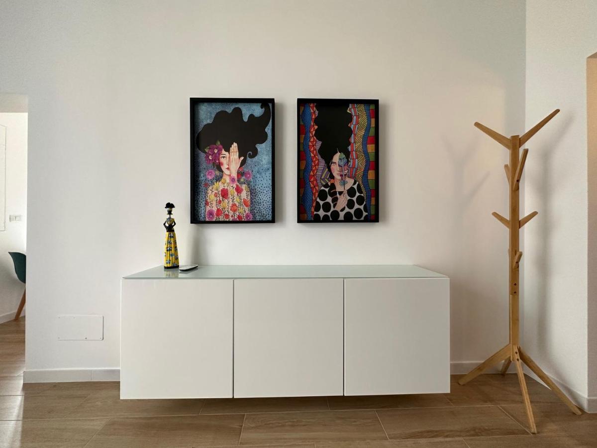 Nouvelle Vag - Apartment & Room Trani Luaran gambar